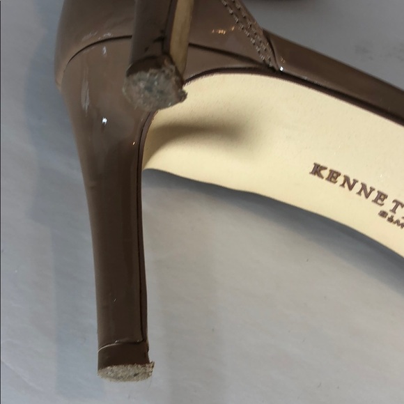 Kenneth Cole Nude patent sandals - Picture 6 of 8